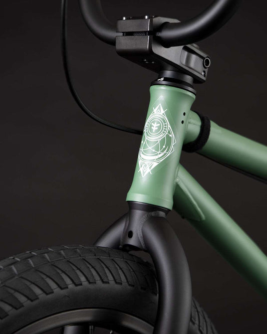 FlyBikes NEUTRON 21″ LHD SeasideBMX